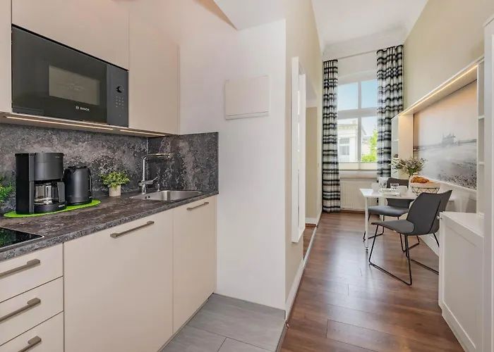 Carmen Seebruecke Heringsdorf